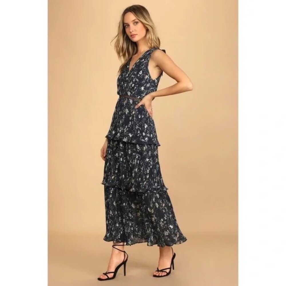 Lulus “Such Sophistication” Navy Blue Floral Pleated Maxi Dress – Size M